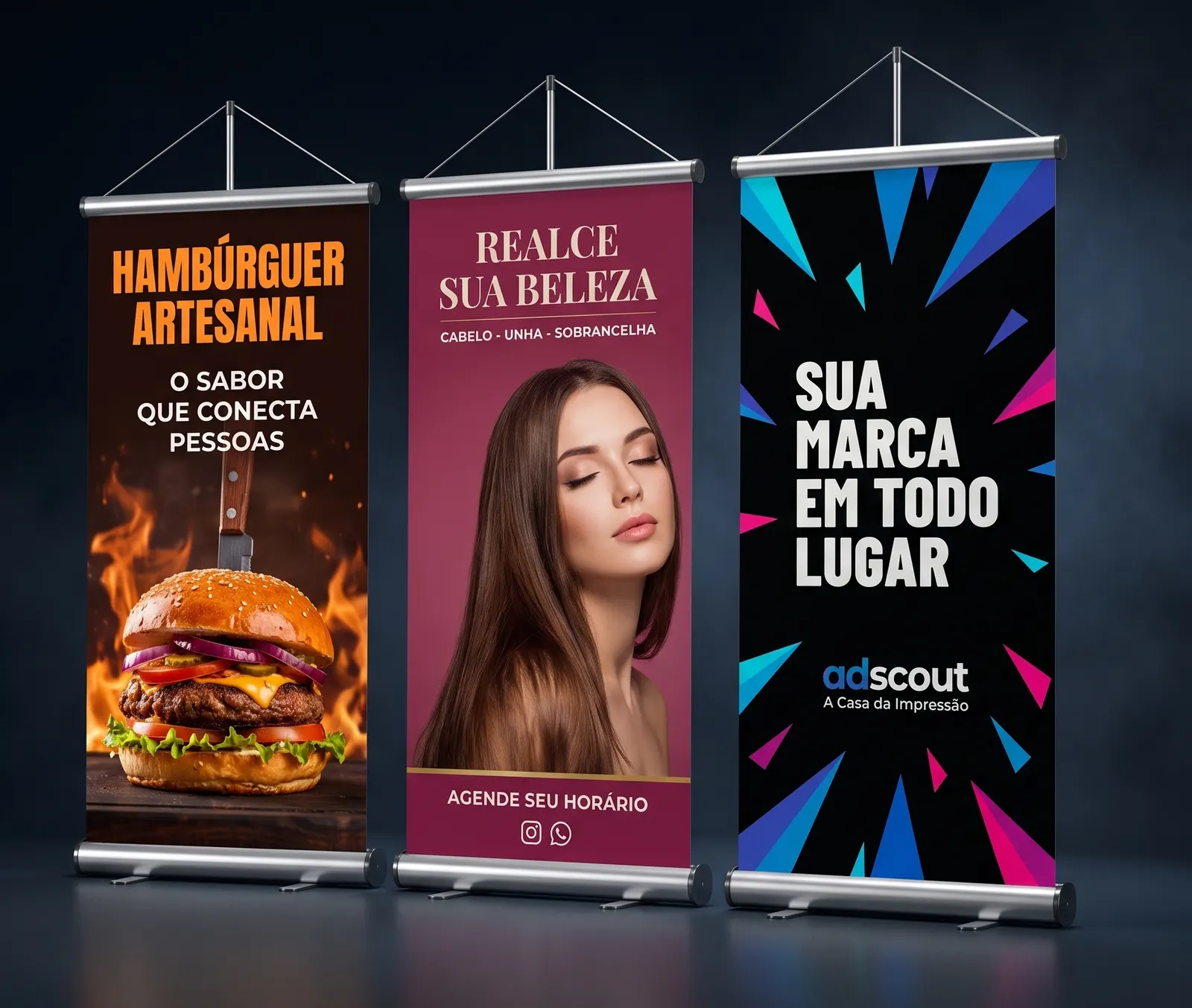 Três banners impressos lado a lado: hambúrguer artesanal, salão de beleza e Sua marca em todo lugar, da adscout